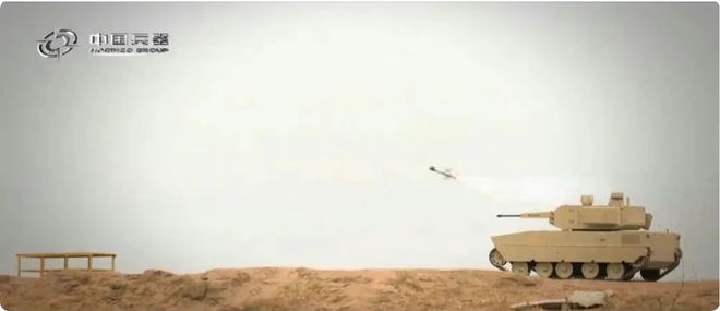 推出的VU-T10适合未来的无人攻防作战新葡京网上赌场机械人战车曝光：北方工业(图4)