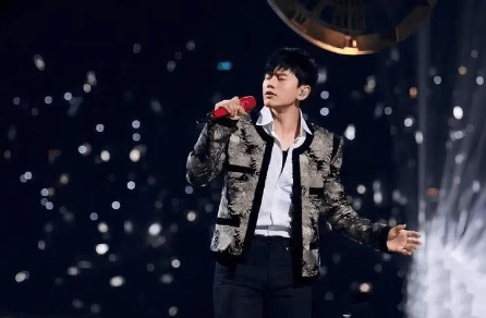 城!贵阳奏响演艺经济最强音新葡京博彩看一场演出游一座(图5) 城!贵阳奏响演艺经济最强音新葡京博彩看一场演出游一座(图5)