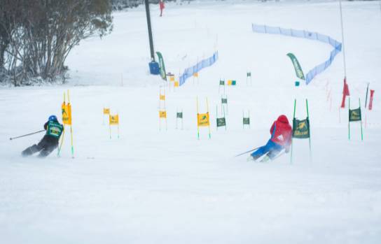 光你想都没想过的夏天！澳门新葡京入口滑雪看极(图6)